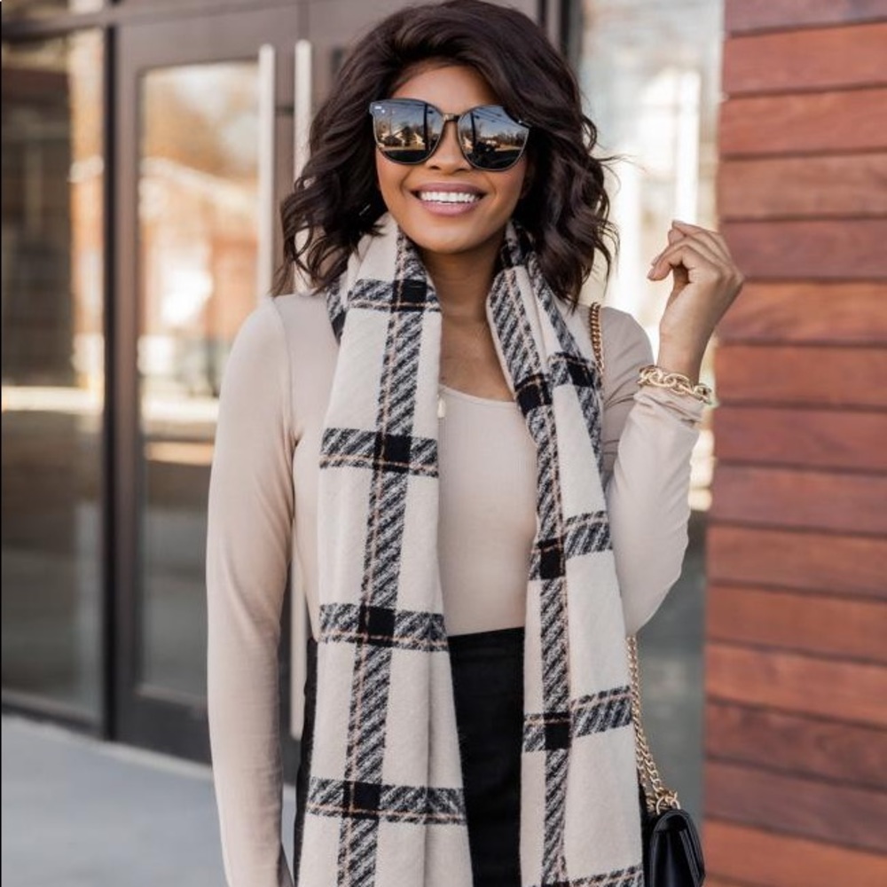 Pink Lily Plaid Ivory Scarf